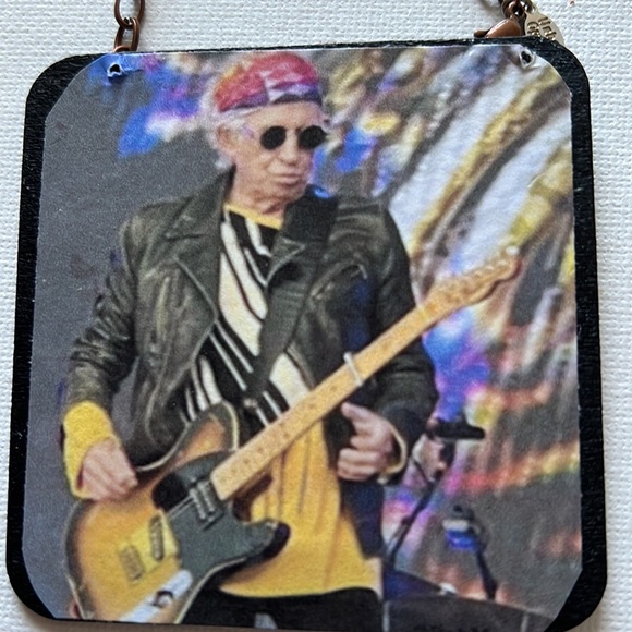 Keith Richard Ornament - Picture 3 of 3